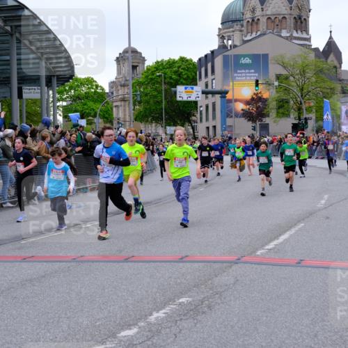 25.04.2026 - Das Zehntel Tim E. http://msf.ph/oto/9575435 25.04.2026 10:53:48 Ziel 5030, 5411, 5424, 5564, 5683, 5729, 6028, 6060, 6166, 6213, 6222, 6226, 6244, 6364, 6709, 6926, 7148, 7153, 7233, 7253, 7690, 7697, 7746, 7830, 7885, 7899, 7940, 8041, 8048, 8059 meine-sportfotos.de