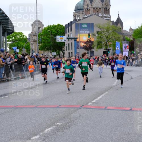25.04.2026 - Das Zehntel Tim E. http://msf.ph/oto/9575440 25.04.2026 10:53:50 Ziel 5030, 5234, 5411, 5424, 5564, 5683, 5713, 5729, 6060, 6166, 6213, 6222, 6226, 6244, 6364, 6623, 6709, 6926, 7148, 7153, 7194, 7233, 7253, 7690, 7697, 7746, 7830, 7940, 8041 meine-sportfotos.de