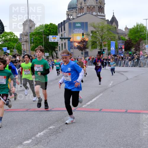 25.04.2026 - Das Zehntel Tim E. http://msf.ph/oto/9575449 25.04.2026 10:53:52 Ziel 5234, 5411, 5424, 5564, 5683, 5713, 5729, 5878, 5879, 6060, 6213, 6222, 6226, 6364, 6373, 6623, 6709, 7148, 7153, 7194, 7233, 7253, 7623, 7697, 7746, 7830, 7940, 8041 meine-sportfotos.de