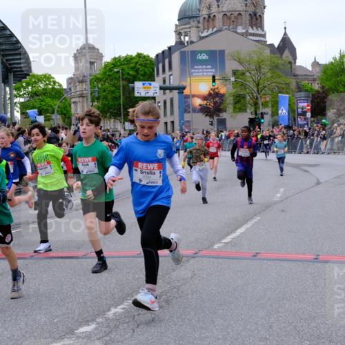 25.04.2026 - Das Zehntel Tim E. http://msf.ph/oto/9575451 25.04.2026 10:53:52 Ziel 5234, 5411, 5424, 5564, 5683, 5713, 5729, 5878, 5879, 6060, 6213, 6222, 6226, 6364, 6373, 6623, 6709, 7148, 7153, 7194, 7233, 7253, 7623, 7697, 7746, 7830, 7940, 8041 meine-sportfotos.de