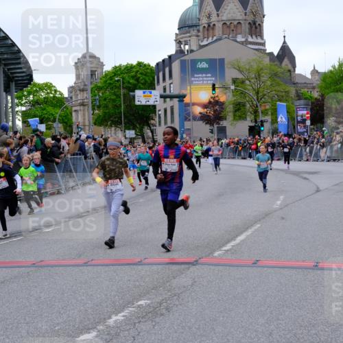 25.04.2026 - Das Zehntel Tim E. http://msf.ph/oto/9575460 25.04.2026 10:53:53 Ziel 5234, 5411, 5424, 5564, 5683, 5713, 5729, 5878, 5879, 6060, 6213, 6222, 6226, 6364, 6373, 6623, 6709, 7148, 7153, 7194, 7233, 7253, 7623, 7697, 7746, 7830, 7940, 8041 meine-sportfotos.de