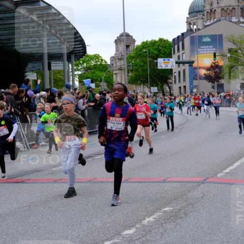 25.04.2026 - Das Zehntel Tim E. http://msf.ph/oto/9575467 25.04.2026 10:53:54 Ziel 5234, 5411, 5424, 5446, 5564, 5683, 5713, 5729, 5878, 5879, 6060, 6213, 6222, 6226, 6364, 6373, 6393, 6623, 6709, 7148, 7153, 7194, 7233, 7253, 7623, 7697, 7746, 7830, 7940, 8041 meine-sportfotos.de