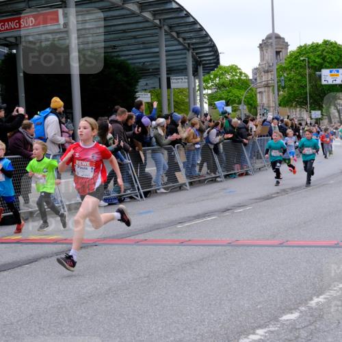 25.04.2026 - Das Zehntel Tim E. http://msf.ph/oto/9575474 25.04.2026 10:53:55 Ziel 5234, 5411, 5424, 5446, 5558, 5564, 5584, 5713, 5729, 5878, 5879, 6060, 6213, 6222, 6226, 6247, 6364, 6373, 6393, 6623, 6709, 7148, 7194, 7233, 7253, 7623, 7746, 7830, 7940, 8041 meine-sportfotos.de