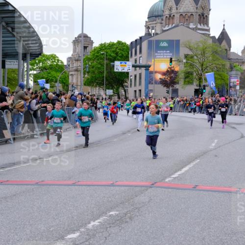 25.04.2026 - Das Zehntel Tim E. http://msf.ph/oto/9575476 25.04.2026 10:53:55 Ziel 5234, 5411, 5424, 5446, 5558, 5564, 5584, 5713, 5729, 5878, 5879, 6060, 6213, 6222, 6226, 6247, 6364, 6373, 6393, 6623, 6709, 7148, 7194, 7233, 7253, 7623, 7746, 7830, 7940, 8041 meine-sportfotos.de