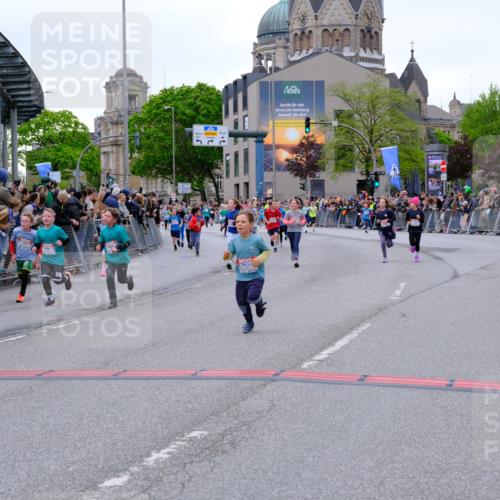 25.04.2026 - Das Zehntel Tim E. http://msf.ph/oto/9575479 25.04.2026 10:53:56 Ziel 5234, 5411, 5424, 5446, 5558, 5564, 5584, 5713, 5729, 5878, 5879, 6060, 6213, 6222, 6226, 6247, 6364, 6373, 6393, 6623, 6709, 7148, 7194, 7233, 7253, 7623, 7746, 7830, 7940, 8041 meine-sportfotos.de