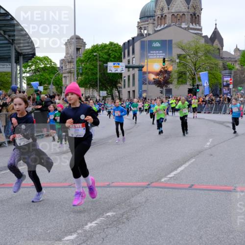 25.04.2026 - Das Zehntel Tim E. http://msf.ph/oto/9575516 25.04.2026 10:54:01 Ziel 5234, 5387, 5390, 5446, 5548, 5558, 5584, 5713, 5771, 5786, 5878, 5879, 6219, 6227, 6247, 6373, 6393, 6500, 6623, 7133, 7194, 7205, 7307, 7314, 7623, 7681, 8019, 8067 meine-sportfotos.de