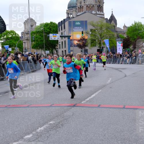 25.04.2026 - Das Zehntel Tim E. http://msf.ph/oto/9575532 25.04.2026 10:54:03 Ziel 5387, 5390, 5446, 5548, 5558, 5584, 5771, 5786, 5878, 5879, 6036, 6065, 6076, 6219, 6227, 6247, 6373, 6393, 6500, 6505, 7133, 7205, 7307, 7314, 7623, 7681, 8019, 8067 meine-sportfotos.de