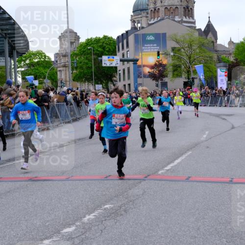 25.04.2026 - Das Zehntel Tim E. http://msf.ph/oto/9575534 25.04.2026 10:54:03 Ziel 5387, 5390, 5446, 5548, 5558, 5584, 5771, 5786, 5878, 5879, 6036, 6065, 6076, 6219, 6227, 6247, 6373, 6393, 6500, 6505, 7133, 7205, 7307, 7314, 7623, 7681, 8019, 8067 meine-sportfotos.de