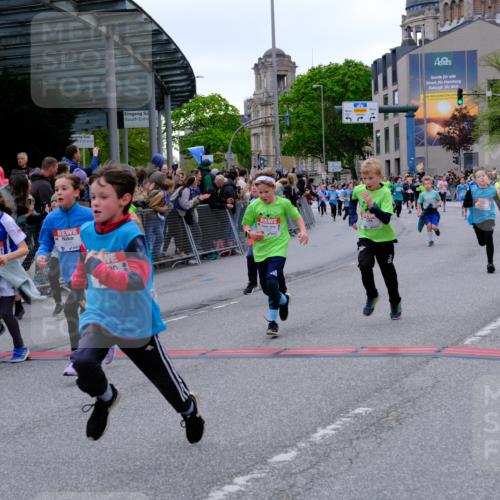 25.04.2026 - Das Zehntel Tim E. http://msf.ph/oto/9575540 25.04.2026 10:54:03 Ziel 5387, 5390, 5446, 5548, 5558, 5584, 5771, 5786, 5878, 5879, 6036, 6065, 6076, 6219, 6227, 6247, 6373, 6393, 6500, 6505, 7133, 7205, 7307, 7314, 7623, 7681, 8019, 8067 meine-sportfotos.de