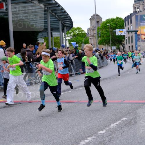25.04.2026 - Das Zehntel Tim E. http://msf.ph/oto/9575543 25.04.2026 10:54:04 Ziel 5357, 5387, 5390, 5446, 5548, 5558, 5584, 5771, 5786, 5878, 5879, 6036, 6065, 6076, 6219, 6227, 6247, 6373, 6393, 6500, 6505, 7133, 7205, 7307, 7314, 7681, 8019, 8067 meine-sportfotos.de