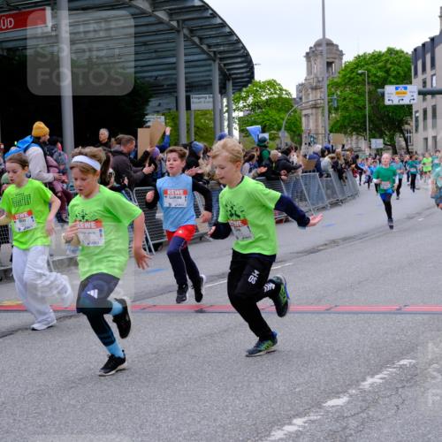 25.04.2026 - Das Zehntel Tim E. http://msf.ph/oto/9575545 25.04.2026 10:54:04 Ziel 5357, 5387, 5390, 5446, 5548, 5558, 5584, 5771, 5786, 5878, 5879, 6036, 6065, 6076, 6219, 6227, 6247, 6373, 6393, 6500, 6505, 7133, 7205, 7307, 7314, 7681, 8019, 8067 meine-sportfotos.de