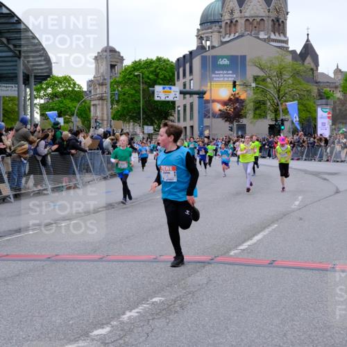 25.04.2026 - Das Zehntel Tim E. http://msf.ph/oto/9575546 25.04.2026 10:54:05 Ziel 5357, 5387, 5390, 5446, 5548, 5558, 5584, 5771, 5786, 5827, 6036, 6065, 6076, 6219, 6227, 6247, 6393, 6500, 6505, 7133, 7205, 7249, 7307, 7314, 7681, 8019, 8067 meine-sportfotos.de