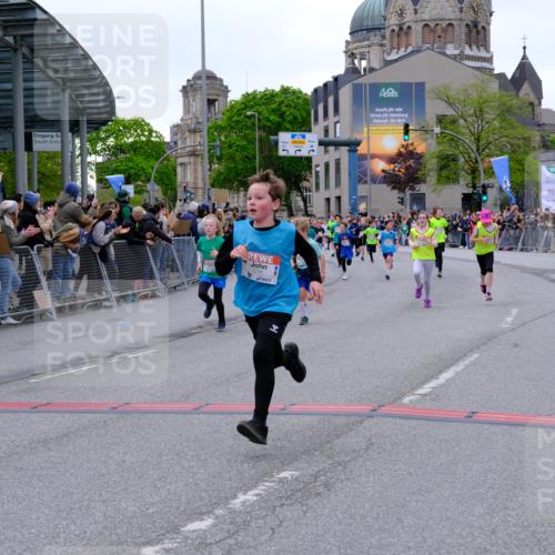 25.04.2026 - Das Zehntel Tim E. http://msf.ph/oto/9575548 25.04.2026 10:54:05 Ziel 5357, 5387, 5390, 5446, 5548, 5558, 5584, 5771, 5786, 5827, 6036, 6065, 6076, 6219, 6227, 6247, 6393, 6500, 6505, 7133, 7205, 7249, 7307, 7314, 7681, 8019, 8067 meine-sportfotos.de