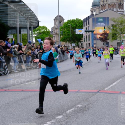 25.04.2026 - Das Zehntel Tim E. http://msf.ph/oto/9575551 25.04.2026 10:54:05 Ziel 5357, 5387, 5390, 5446, 5548, 5558, 5584, 5771, 5786, 5827, 6036, 6065, 6076, 6219, 6227, 6247, 6393, 6500, 6505, 7133, 7205, 7249, 7307, 7314, 7681, 8019, 8067 meine-sportfotos.de