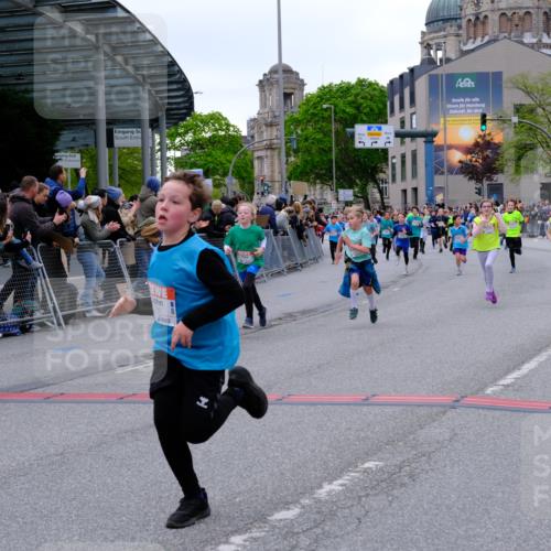 25.04.2026 - Das Zehntel Tim E. http://msf.ph/oto/9575552 25.04.2026 10:54:05 Ziel 5357, 5387, 5390, 5446, 5548, 5558, 5584, 5771, 5786, 5827, 6036, 6065, 6076, 6219, 6227, 6247, 6393, 6500, 6505, 7133, 7205, 7249, 7307, 7314, 7681, 8019, 8067 meine-sportfotos.de