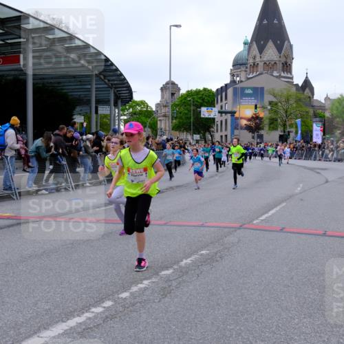 25.04.2026 - Das Zehntel Tim E. http://msf.ph/oto/9575563 25.04.2026 10:54:08 Ziel 5357, 5387, 5390, 5447, 5548, 5771, 5786, 5827, 5901, 5903, 6036, 6065, 6076, 6219, 6227, 6500, 6505, 6844, 7133, 7175, 7205, 7249, 7307, 7314, 7526, 7681, 8019, 8067 meine-sportfotos.de