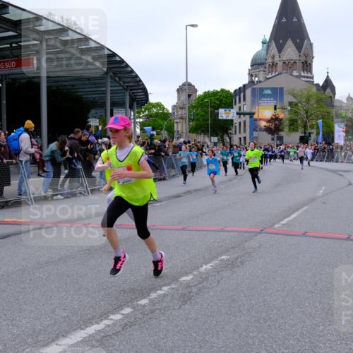 25.04.2026 - Das Zehntel Tim E. http://msf.ph/oto/9575564 25.04.2026 10:54:08 Ziel 5357, 5387, 5390, 5447, 5548, 5771, 5786, 5827, 5901, 5903, 6036, 6065, 6076, 6219, 6227, 6500, 6505, 6844, 7133, 7175, 7205, 7249, 7307, 7314, 7526, 7681, 8019, 8067 meine-sportfotos.de