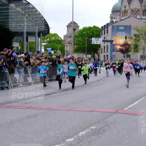 25.04.2026 - Das Zehntel Tim E. http://msf.ph/oto/9575576 25.04.2026 10:54:11 Ziel 5004, 5113, 5255, 5357, 5376, 5403, 5447, 5470, 5786, 5827, 5901, 5903, 6036, 6065, 6076, 6219, 6227, 6505, 6613, 6696, 6701, 6740, 6844, 7133, 7175, 7183, 7205, 7249, 7307, 7314, 7526, 7681, 7741, 7752 meine-sportfotos.de