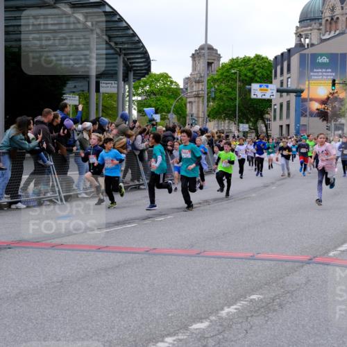 25.04.2026 - Das Zehntel Tim E. http://msf.ph/oto/9575579 25.04.2026 10:54:12 Ziel 5004, 5059, 5113, 5255, 5357, 5376, 5403, 5447, 5470, 5786, 5827, 5901, 5903, 6036, 6065, 6076, 6505, 6613, 6696, 6701, 6714, 6740, 6844, 7095, 7175, 7183, 7206, 7249, 7526, 7741, 7752, 7927 meine-sportfotos.de