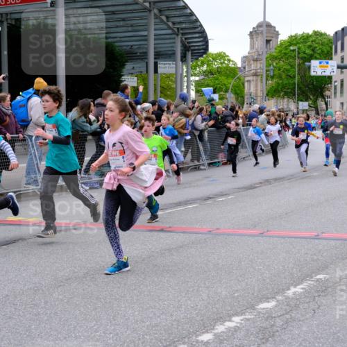 25.04.2026 - Das Zehntel Tim E. http://msf.ph/oto/9575589 25.04.2026 10:54:14 Ziel 5004, 5059, 5072, 5113, 5255, 5306, 5357, 5376, 5403, 5447, 5470, 5827, 5901, 5903, 6036, 6065, 6076, 6505, 6613, 6635, 6696, 6701, 6714, 6740, 6844, 6972, 7095, 7175, 7183, 7206, 7249, 7311, 7526, 7741, 7752, 7927, 7949 meine-sportfotos.de