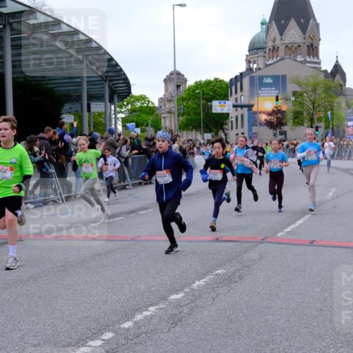 25.04.2026 - Das Zehntel Tim E. http://msf.ph/oto/9575625 25.04.2026 10:54:19 Ziel 5004, 5059, 5072, 5088, 5098, 5108, 5113, 5255, 5306, 5355, 5376, 5403, 5447, 5470, 5590, 5591, 5755, 5901, 5903, 6107, 6557, 6613, 6635, 6696, 6701, 6714, 6740, 6844, 6920, 6923, 6924, 6972, 7095, 7175, 7183, 7206, 7311, 7741, 7752, 7927, 7949 meine-sportfotos.de