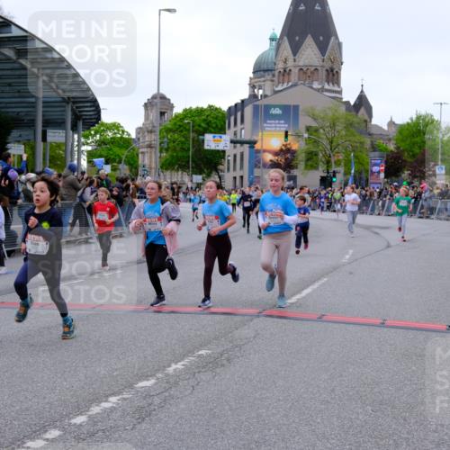 25.04.2026 - Das Zehntel Tim E. http://msf.ph/oto/9575631 25.04.2026 10:54:20 Ziel 5004, 5059, 5072, 5088, 5098, 5108, 5113, 5255, 5306, 5355, 5376, 5403, 5447, 5470, 5590, 5591, 5755, 5901, 5903, 6017, 6107, 6557, 6613, 6635, 6696, 6701, 6714, 6740, 6844, 6920, 6923, 6924, 6972, 7095, 7175, 7183, 7206, 7311, 7741, 7752, 7927, 7949 meine-sportfotos.de