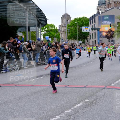 25.04.2026 - Das Zehntel Tim E. http://msf.ph/oto/9575646 25.04.2026 10:54:22 Ziel 5004, 5059, 5072, 5088, 5098, 5108, 5113, 5306, 5355, 5376, 5403, 5470, 5590, 5591, 5755, 5847, 6017, 6070, 6107, 6557, 6635, 6696, 6701, 6714, 6740, 6880, 6920, 6923, 6924, 6972, 7095, 7206, 7311, 7741, 7752, 7927, 7949 meine-sportfotos.de