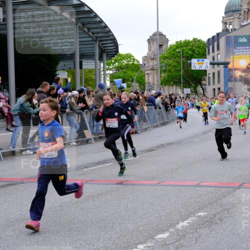 25.04.2026 - Das Zehntel Tim E. http://msf.ph/oto/9575648 25.04.2026 10:54:23 Ziel 5004, 5059, 5072, 5088, 5098, 5108, 5113, 5306, 5355, 5376, 5403, 5421, 5470, 5590, 5591, 5755, 5847, 6017, 6070, 6107, 6557, 6635, 6701, 6714, 6880, 6920, 6923, 6924, 6972, 7095, 7206, 7311, 7752, 7905, 7927, 7949 meine-sportfotos.de