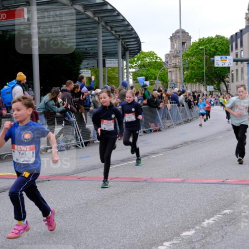 25.04.2026 - Das Zehntel Tim E. http://msf.ph/oto/9575650 25.04.2026 10:54:23 Ziel 5004, 5059, 5072, 5088, 5098, 5108, 5113, 5306, 5355, 5376, 5403, 5421, 5470, 5590, 5591, 5755, 5847, 6017, 6070, 6107, 6557, 6635, 6701, 6714, 6880, 6920, 6923, 6924, 6972, 7095, 7206, 7311, 7752, 7905, 7927, 7949 meine-sportfotos.de