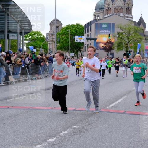 25.04.2026 - Das Zehntel Tim E. http://msf.ph/oto/9575654 25.04.2026 10:54:23 Ziel 5004, 5059, 5072, 5088, 5098, 5108, 5113, 5306, 5355, 5376, 5403, 5421, 5470, 5590, 5591, 5755, 5847, 6017, 6070, 6107, 6557, 6635, 6701, 6714, 6880, 6920, 6923, 6924, 6972, 7095, 7206, 7311, 7752, 7905, 7927, 7949 meine-sportfotos.de