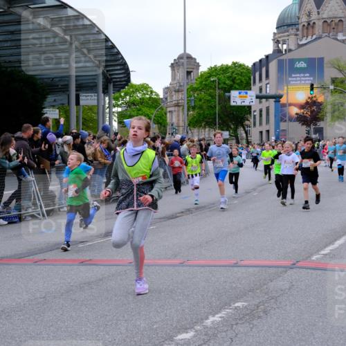25.04.2026 - Das Zehntel Tim E. http://msf.ph/oto/9575673 25.04.2026 10:54:27 Ziel 5088, 5098, 5108, 5132, 5355, 5360, 5421, 5590, 5591, 5754, 5755, 5802, 5847, 6017, 6070, 6094, 6102, 6107, 6421, 6557, 6880, 6920, 6923, 6924, 6997, 7102, 7256, 7341, 7717, 7905 meine-sportfotos.de