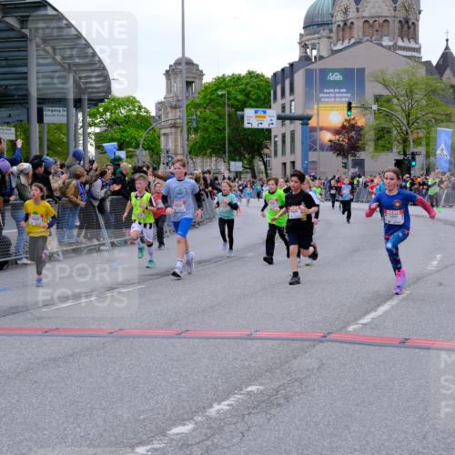 25.04.2026 - Das Zehntel Tim E. http://msf.ph/oto/9575677 25.04.2026 10:54:27 Ziel 5088, 5098, 5108, 5132, 5355, 5360, 5421, 5590, 5591, 5754, 5755, 5802, 5847, 6017, 6070, 6094, 6102, 6107, 6421, 6557, 6880, 6920, 6923, 6924, 6997, 7102, 7256, 7341, 7717, 7905 meine-sportfotos.de