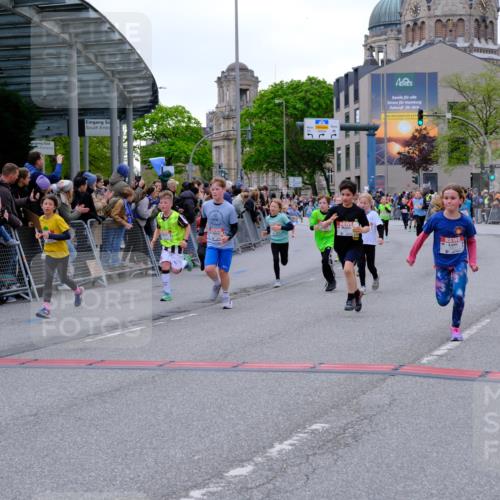 25.04.2026 - Das Zehntel Tim E. http://msf.ph/oto/9575679 25.04.2026 10:54:27 Ziel 5088, 5098, 5108, 5132, 5355, 5360, 5421, 5590, 5591, 5754, 5755, 5802, 5847, 6017, 6070, 6094, 6102, 6107, 6421, 6557, 6880, 6920, 6923, 6924, 6997, 7102, 7256, 7341, 7717, 7905 meine-sportfotos.de