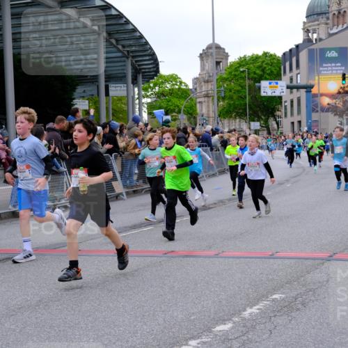 25.04.2026 - Das Zehntel Tim E. http://msf.ph/oto/9575689 25.04.2026 10:54:29 Ziel 5088, 5098, 5132, 5252, 5355, 5360, 5421, 5590, 5591, 5754, 5797, 5802, 5847, 6017, 6070, 6094, 6102, 6421, 6557, 6880, 6997, 7097, 7102, 7256, 7341, 7655, 7717, 7905 meine-sportfotos.de