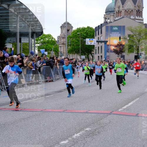 25.04.2026 - Das Zehntel Tim E. http://msf.ph/oto/9575698 25.04.2026 10:54:31 Ziel 5132, 5252, 5360, 5421, 5754, 5797, 5802, 5847, 6017, 6070, 6094, 6102, 6109, 6127, 6386, 6421, 6557, 6880, 6997, 7097, 7102, 7256, 7341, 7584, 7601, 7655, 7717, 7905 meine-sportfotos.de
