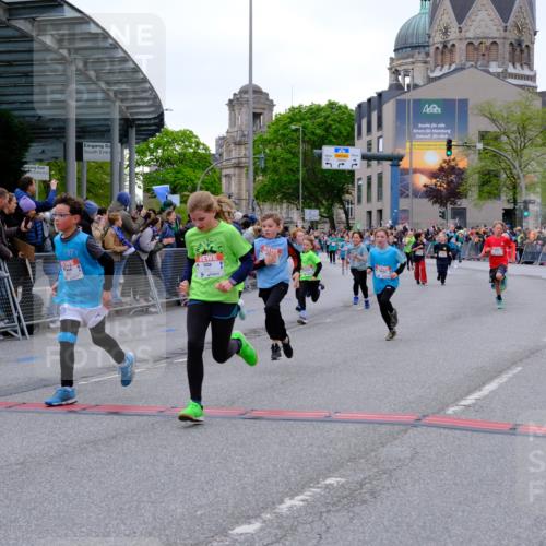 25.04.2026 - Das Zehntel Tim E. http://msf.ph/oto/9575704 25.04.2026 10:54:32 Ziel 5132, 5252, 5360, 5421, 5754, 5797, 5802, 5847, 6017, 6070, 6094, 6102, 6109, 6127, 6386, 6421, 6880, 6997, 7097, 7102, 7256, 7341, 7584, 7601, 7655, 7717, 7905 meine-sportfotos.de