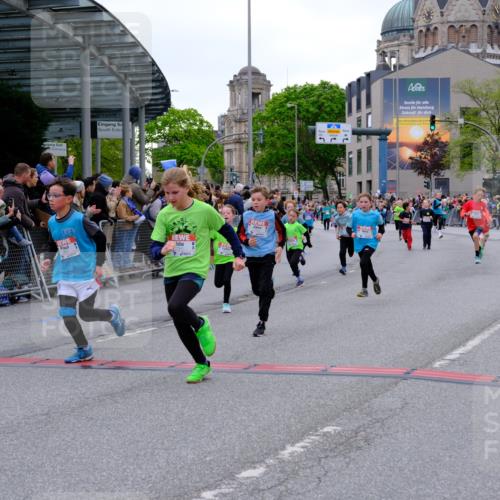 25.04.2026 - Das Zehntel Tim E. http://msf.ph/oto/9575705 25.04.2026 10:54:32 Ziel 5132, 5252, 5360, 5421, 5754, 5797, 5802, 5847, 6017, 6070, 6094, 6102, 6109, 6127, 6386, 6421, 6880, 6997, 7097, 7102, 7256, 7341, 7584, 7601, 7655, 7717, 7905 meine-sportfotos.de