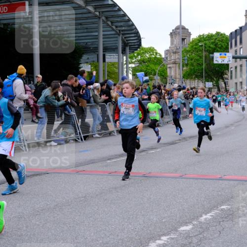 25.04.2026 - Das Zehntel Tim E. http://msf.ph/oto/9575708 25.04.2026 10:54:33 Ziel 5132, 5252, 5360, 5421, 5754, 5797, 5802, 5847, 6070, 6094, 6102, 6109, 6127, 6386, 6421, 6880, 6997, 7097, 7102, 7130, 7256, 7341, 7584, 7601, 7655, 7717, 7905 meine-sportfotos.de