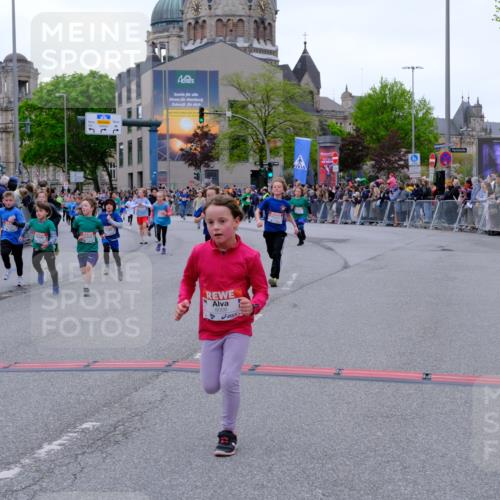 25.04.2026 - Das Zehntel Tim E. http://msf.ph/oto/9575738 25.04.2026 10:54:41 Ziel 5084, 5252, 5370, 5432, 5445, 5726, 5770, 5778, 5797, 5798, 5805, 6026, 6109, 6127, 6322, 6386, 6543, 6636, 6653, 6666, 7097, 7130, 7584, 7601, 7813, 7851, 7925, 8008 meine-sportfotos.de