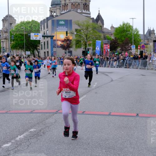 25.04.2026 - Das Zehntel Tim E. http://msf.ph/oto/9575739 25.04.2026 10:54:41 Ziel 5084, 5252, 5370, 5432, 5445, 5726, 5770, 5778, 5797, 5798, 5805, 6026, 6109, 6127, 6322, 6386, 6543, 6636, 6653, 6666, 7097, 7130, 7584, 7601, 7813, 7851, 7925, 8008 meine-sportfotos.de