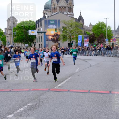 25.04.2026 - Das Zehntel Tim E. http://msf.ph/oto/9575745 25.04.2026 10:54:42 Ziel 5084, 5370, 5432, 5445, 5726, 5770, 5778, 5798, 5805, 6026, 6109, 6127, 6322, 6386, 6543, 6636, 6653, 6666, 6748, 7130, 7584, 7601, 7813, 7851, 7925, 8008 meine-sportfotos.de
