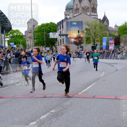 25.04.2026 - Das Zehntel Tim E. http://msf.ph/oto/9575749 25.04.2026 10:54:42 Ziel 5084, 5370, 5432, 5445, 5726, 5770, 5778, 5798, 5805, 6026, 6109, 6127, 6322, 6386, 6543, 6636, 6653, 6666, 6748, 7130, 7584, 7601, 7813, 7851, 7925, 8008 meine-sportfotos.de