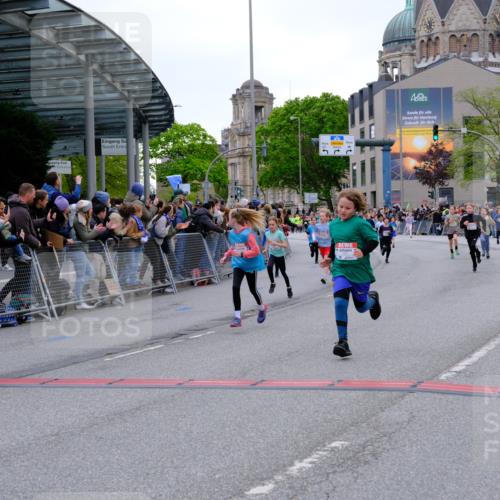 25.04.2026 - Das Zehntel Tim E. http://msf.ph/oto/9575761 25.04.2026 10:54:44 Ziel 5084, 5370, 5432, 5445, 5726, 5770, 5778, 5798, 5805, 5923, 6026, 6217, 6299, 6322, 6406, 6514, 6543, 6636, 6653, 6666, 6748, 7130, 7813, 7851, 7893, 7925, 8008 meine-sportfotos.de