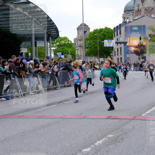 25.04.2026 - Das Zehntel Tim E. http://msf.ph/oto/9575762 25.04.2026 10:54:44 Ziel 5084, 5370, 5432, 5445, 5726, 5770, 5778, 5798, 5805, 5923, 6026, 6217, 6299, 6322, 6406, 6514, 6543, 6636, 6653, 6666, 6748, 7130, 7813, 7851, 7893, 7925, 8008 meine-sportfotos.de