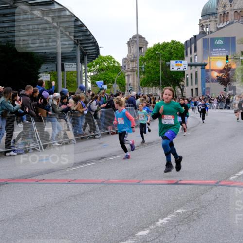 25.04.2026 - Das Zehntel Tim E. http://msf.ph/oto/9575763 25.04.2026 10:54:44 Ziel 5084, 5370, 5432, 5445, 5726, 5770, 5778, 5798, 5805, 5923, 6026, 6217, 6299, 6322, 6406, 6514, 6543, 6636, 6653, 6666, 6748, 7130, 7813, 7851, 7893, 7925, 8008 meine-sportfotos.de