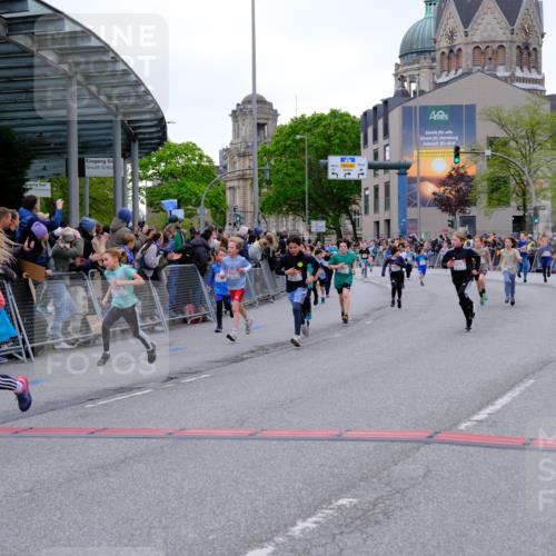 25.04.2026 - Das Zehntel Tim E. http://msf.ph/oto/9575769 25.04.2026 10:54:45 Ziel 5084, 5370, 5432, 5445, 5726, 5770, 5778, 5798, 5805, 5923, 6026, 6217, 6299, 6322, 6404, 6406, 6499, 6514, 6539, 6543, 6636, 6653, 6666, 6748, 6909, 7130, 7813, 7851, 7893, 7925, 8008 meine-sportfotos.de