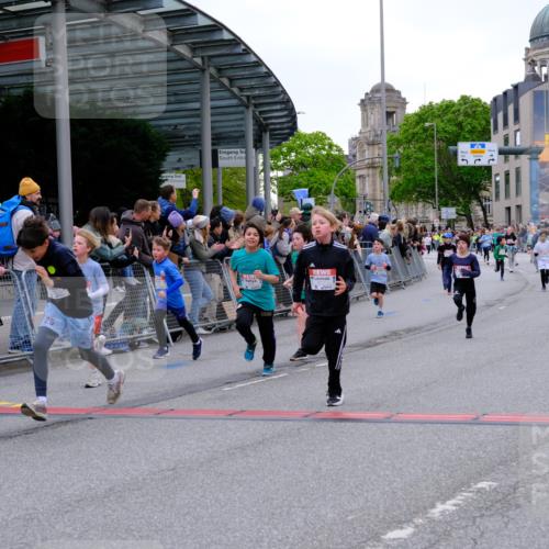 25.04.2026 - Das Zehntel Tim E. http://msf.ph/oto/9575781 25.04.2026 10:54:47 Ziel 5084, 5116, 5370, 5432, 5445, 5726, 5770, 5778, 5798, 5857, 5923, 6026, 6217, 6299, 6322, 6404, 6406, 6499, 6514, 6539, 6543, 6666, 6748, 6909, 7813, 7851, 7893, 7925, 8008 meine-sportfotos.de