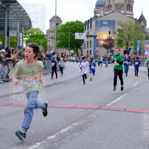 25.04.2026 - Das Zehntel Tim E. http://msf.ph/oto/9575797 25.04.2026 10:54:50 Ziel 5084, 5116, 5370, 5388, 5456, 5674, 5798, 5857, 5923, 5927, 5959, 6026, 6217, 6249, 6299, 6322, 6404, 6406, 6499, 6514, 6539, 6666, 6748, 6909, 7618, 7893, 7925 meine-sportfotos.de