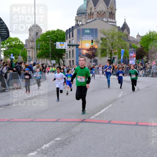 25.04.2026 - Das Zehntel Tim E. http://msf.ph/oto/9575800 25.04.2026 10:54:51 Ziel 5116, 5388, 5456, 5674, 5798, 5857, 5923, 5927, 5959, 6026, 6206, 6217, 6249, 6299, 6404, 6406, 6499, 6514, 6539, 6666, 6748, 6909, 7500, 7517, 7618, 7893, 7925 meine-sportfotos.de