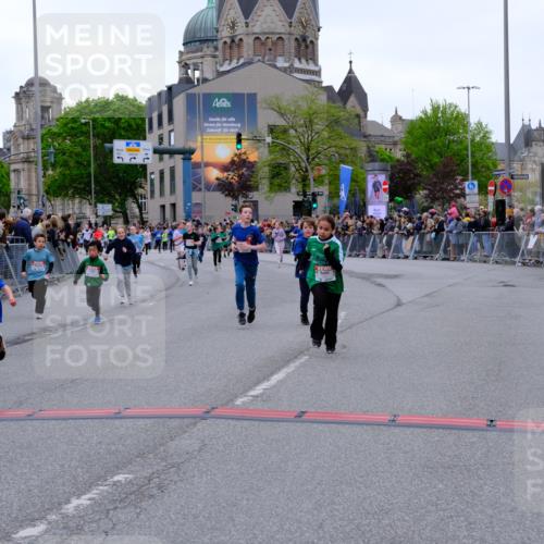 25.04.2026 - Das Zehntel Tim E. http://msf.ph/oto/9575811 25.04.2026 10:54:53 Ziel 5116, 5388, 5456, 5674, 5857, 5923, 5927, 5959, 6026, 6090, 6206, 6217, 6249, 6299, 6404, 6406, 6499, 6514, 6539, 6748, 6909, 6958, 7500, 7517, 7618, 7893 meine-sportfotos.de